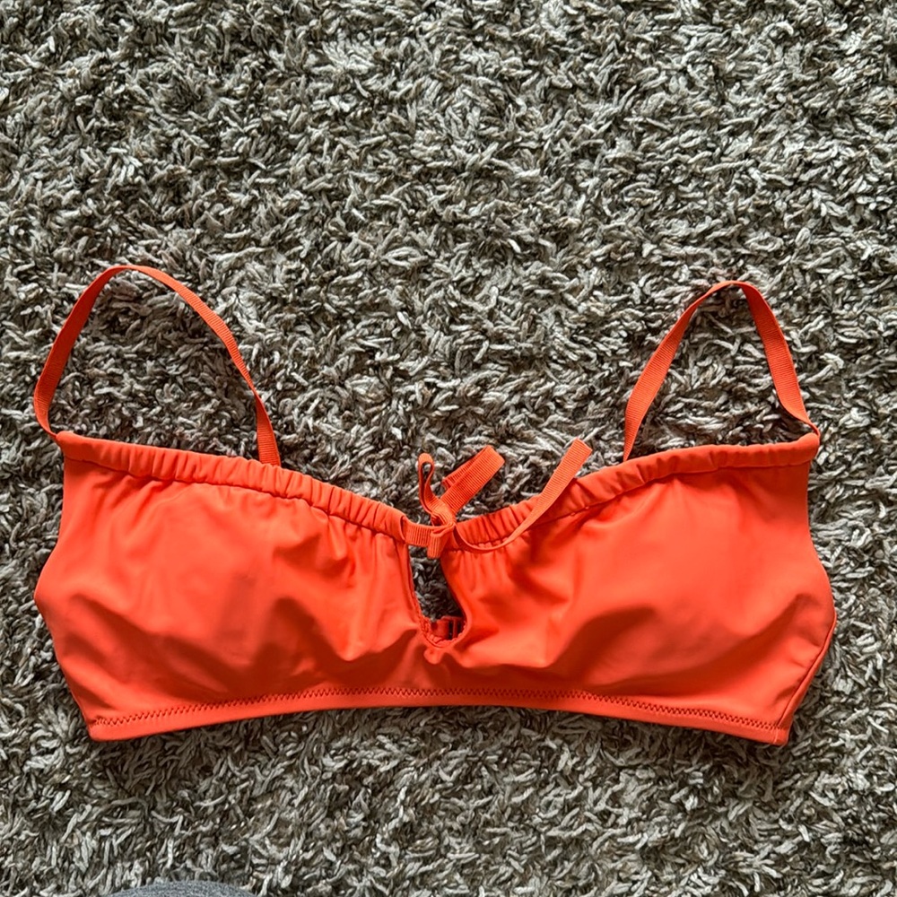 NWT Aerie Orange Sports Bra S
